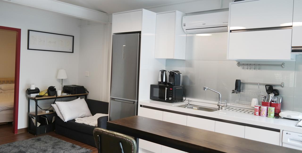 P.S Guesthouse Itaewon Сеул Екстериор снимка