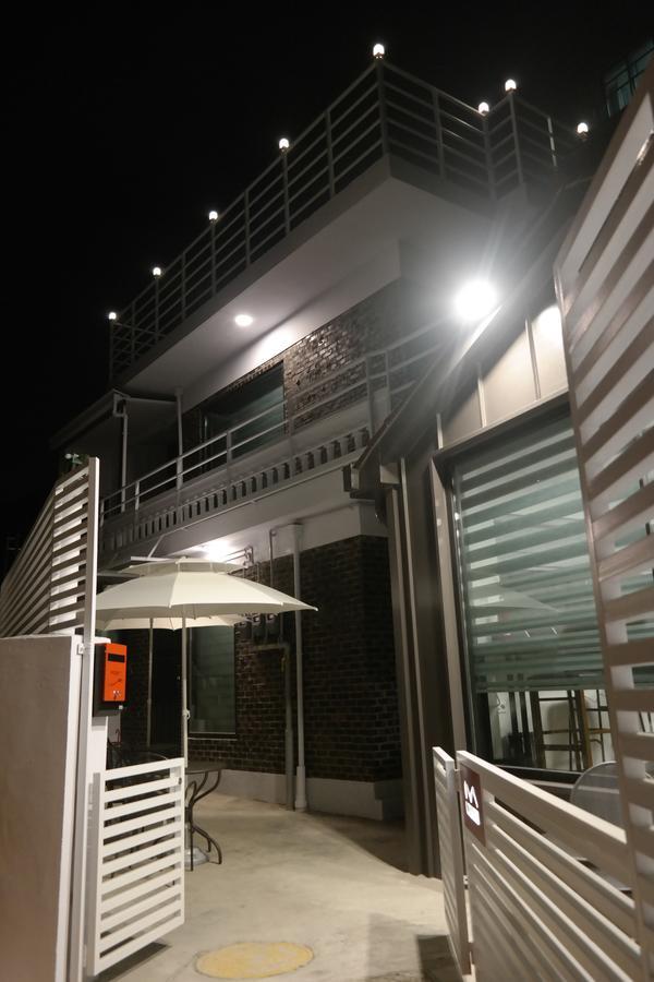 P.S Guesthouse Itaewon Сеул Екстериор снимка