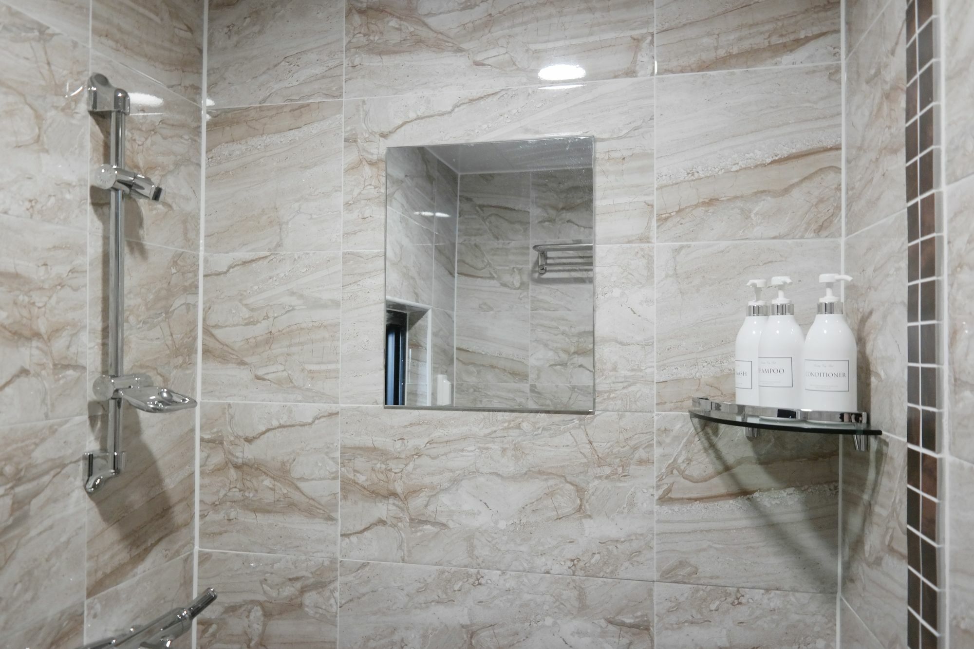 P.S Guesthouse Itaewon Сеул Екстериор снимка